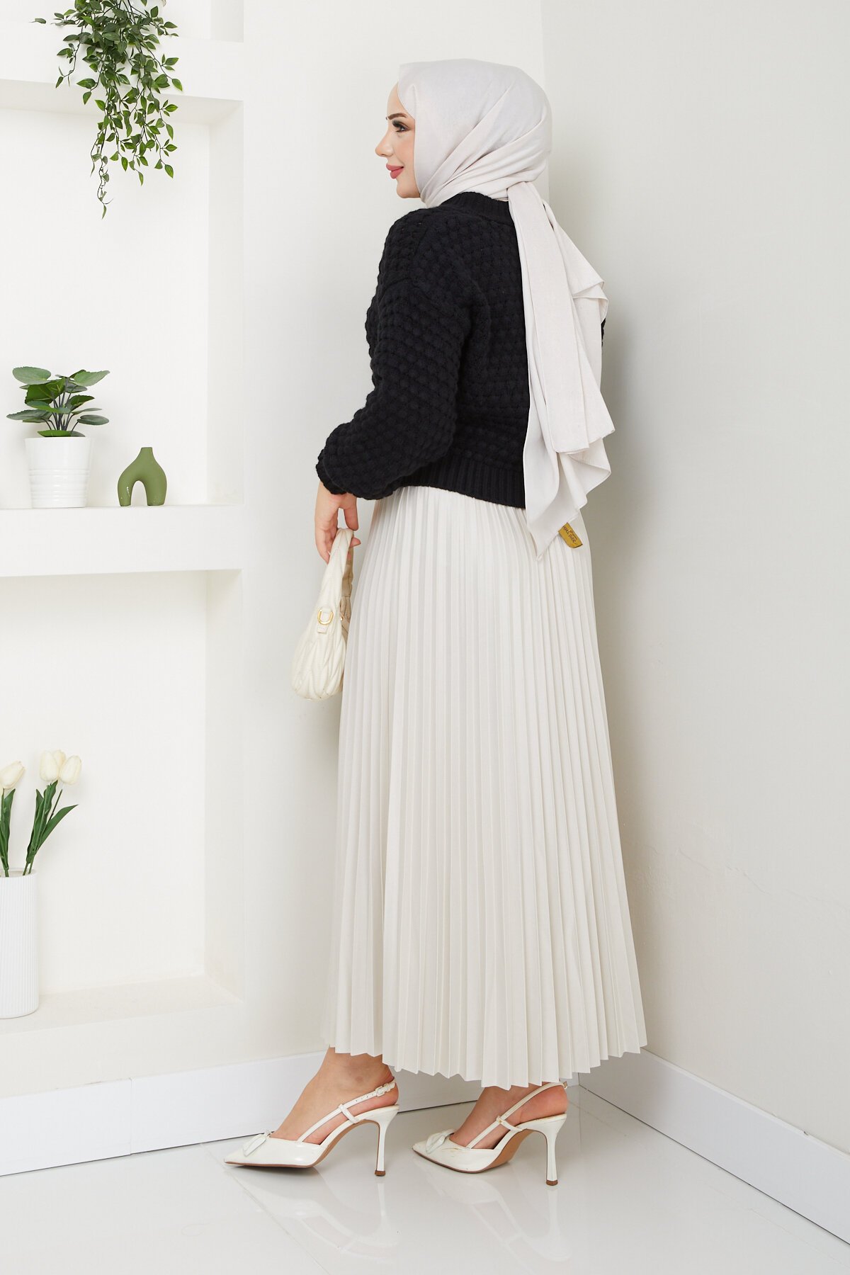 KABARTMALI HIRKA ETEK KOMBİN-SİYAH